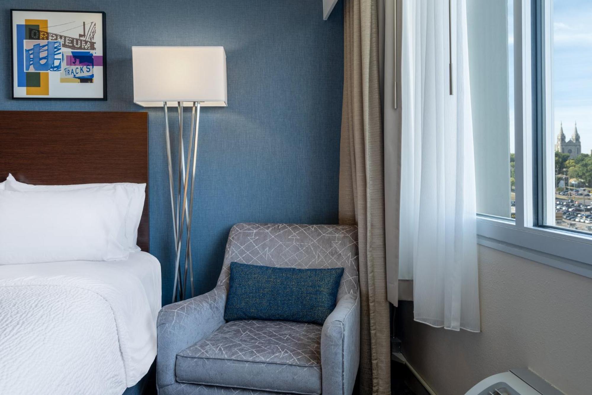 Holiday Inn Sioux Falls-City Center By Ihg Exterior photo